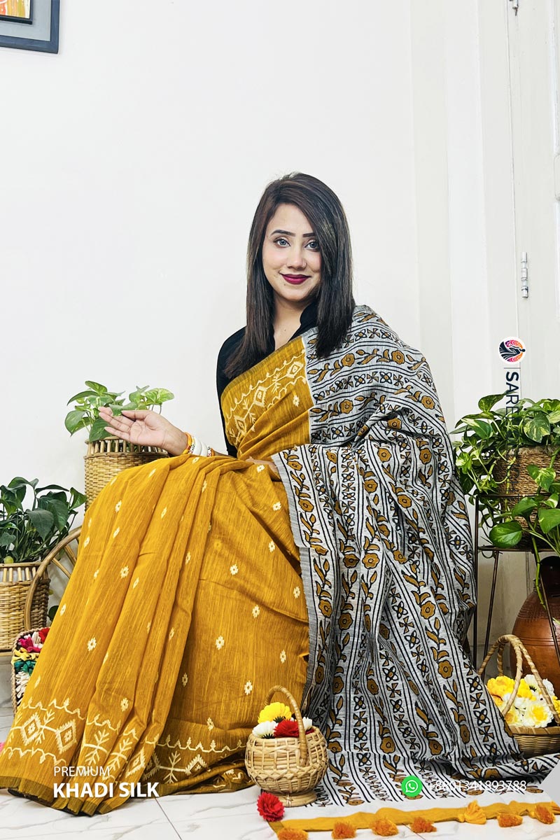 Premium Khadi Silk Saree - Image 2